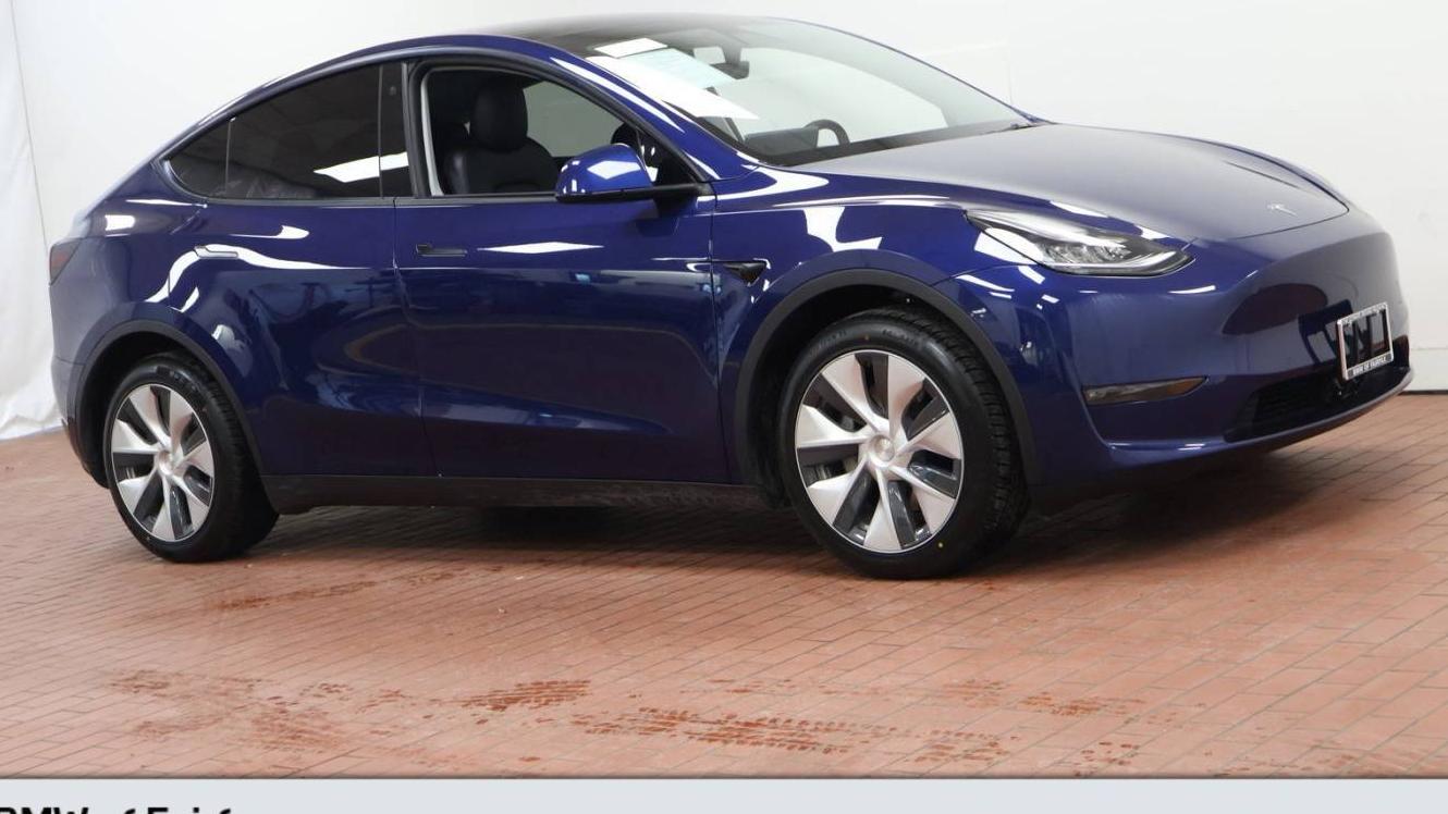 TESLA MODEL Y 2022 7SAYGDEE2NF317591 image